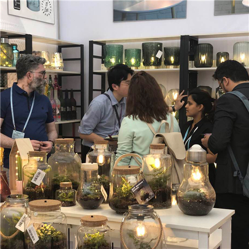 exhibition 02